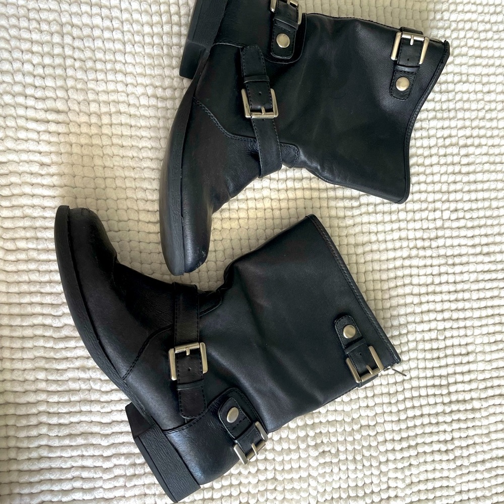 Nine West motorcycle boot size 7